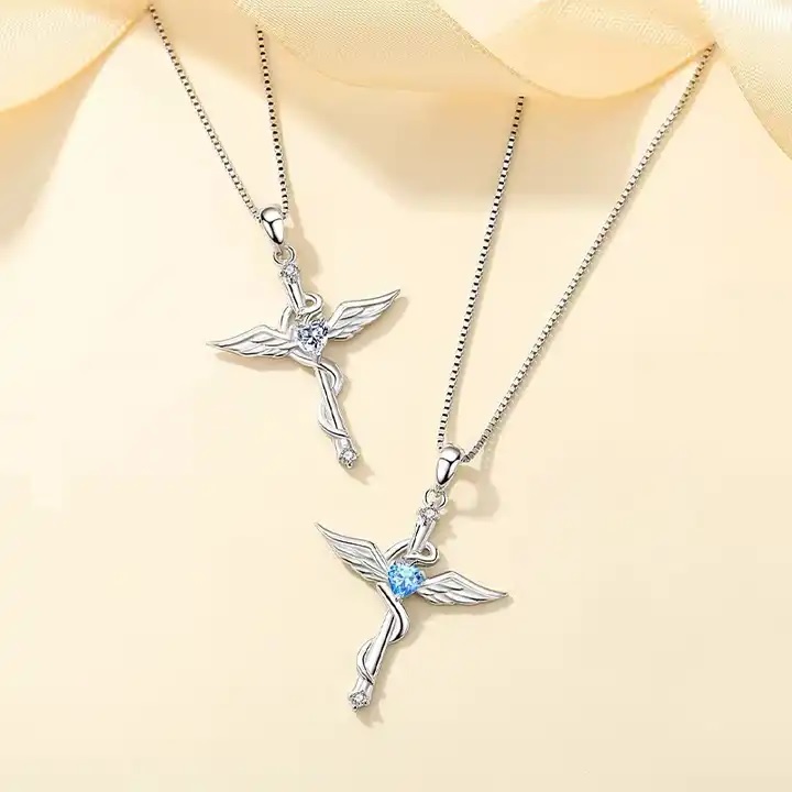 Collar Wing Cross - Plateado / Cristal
